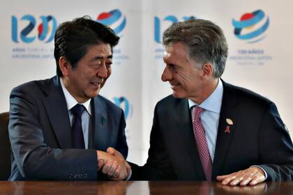 El primer ministro de Japón, Shinzo Abe y Mauricio Macri