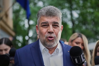 El primer ministro de Rumania renuncia tras el fracaso de su coalición en las elecciones