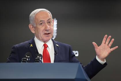 El primer ministro israelí, Benjamin Netanyahu, habla durante una conferencia de prensa en la oficina del primer ministro en Jerusalén, el 10 de agosto de 2025.