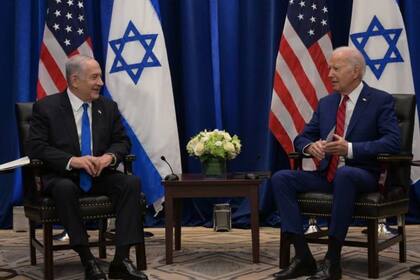 El primer ministro israelí, Benjamin Netanyahu, y el presidente de Estados Unidos, Joe Biden (Archivo)