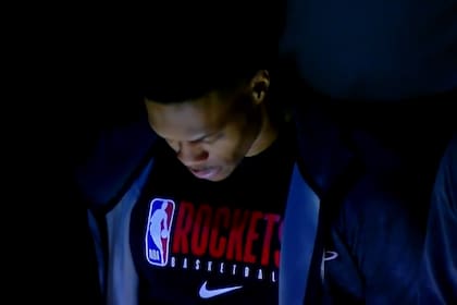 El primer minuto de silencio en honor a Kobe Bryant, antes de Nuggets vs. Rockets, en la NBA