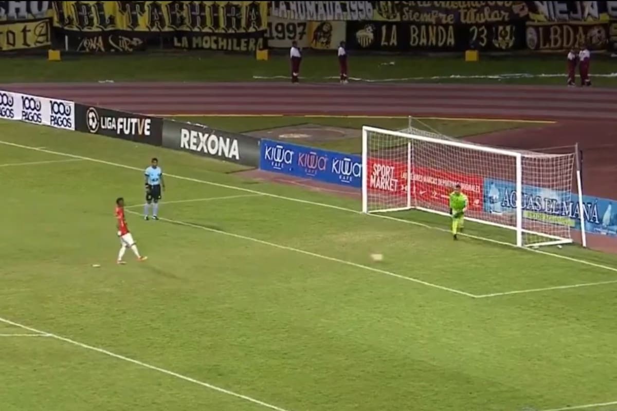 El primer penal de Caracas, fallado adrede en una definición insólito del clásico venezolano