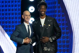 El primer pick del draft AJ Dybantsa llega a Washington y está listo para levantar a Wizards
