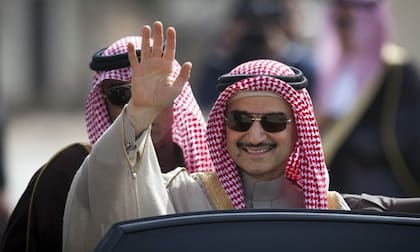 El príncipe Alwaleed ben Talal, el multimillonario saudí y el segundo con mayor cantidad de acciones de Twitter