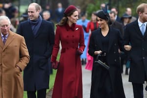 El príncipe Carlos, el príncipe William, Kate Middleton, Meghan Markle y el príncipe Harry tienen todos más de un título nobiliario, algunos de ellos, desconocidos