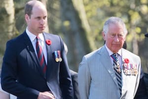 El príncipe Carlos estaría "desesperado" por convertirse en Rey y podría enfrentarse a su hijo William