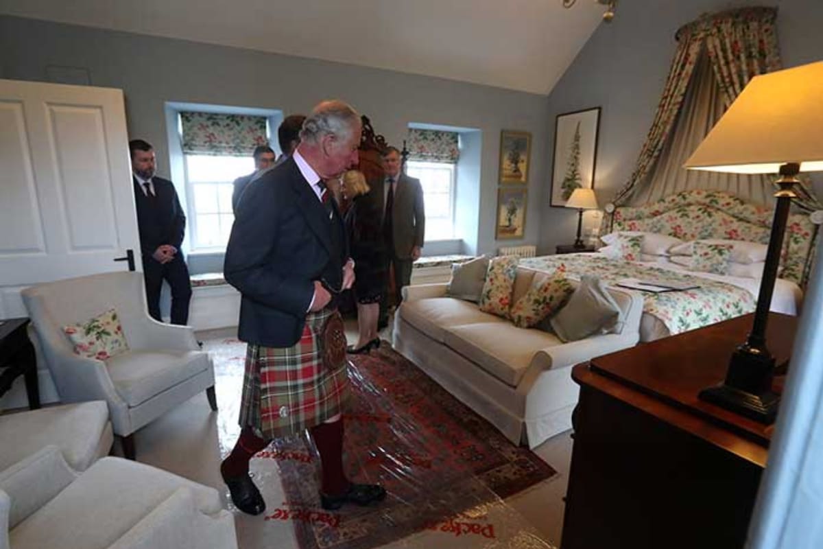 El príncipe Carlos inauguró la hostería en 2019