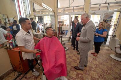 Visitaron una barbería en La Habana