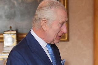 El príncipe Enrique elogia la crianza al estilo de su madre Diana en un podcast