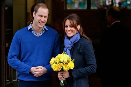 El príncipe Guillermo decidió quitarse el anillo después de casarse con Kate en 2011