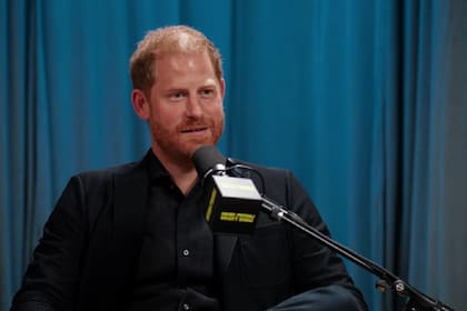 El príncipe Harry habla sobre la ciudadanía estadounidense en un podcast (Captura de pantalla/Doesn't Know)