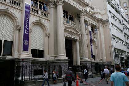 El PRO aún analiza cómo hará para desplazar a Vanoli del Banco Central