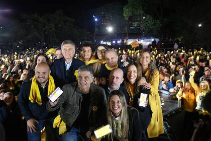 El Pro encabezó su primer acto de campaña en la Ciudad
