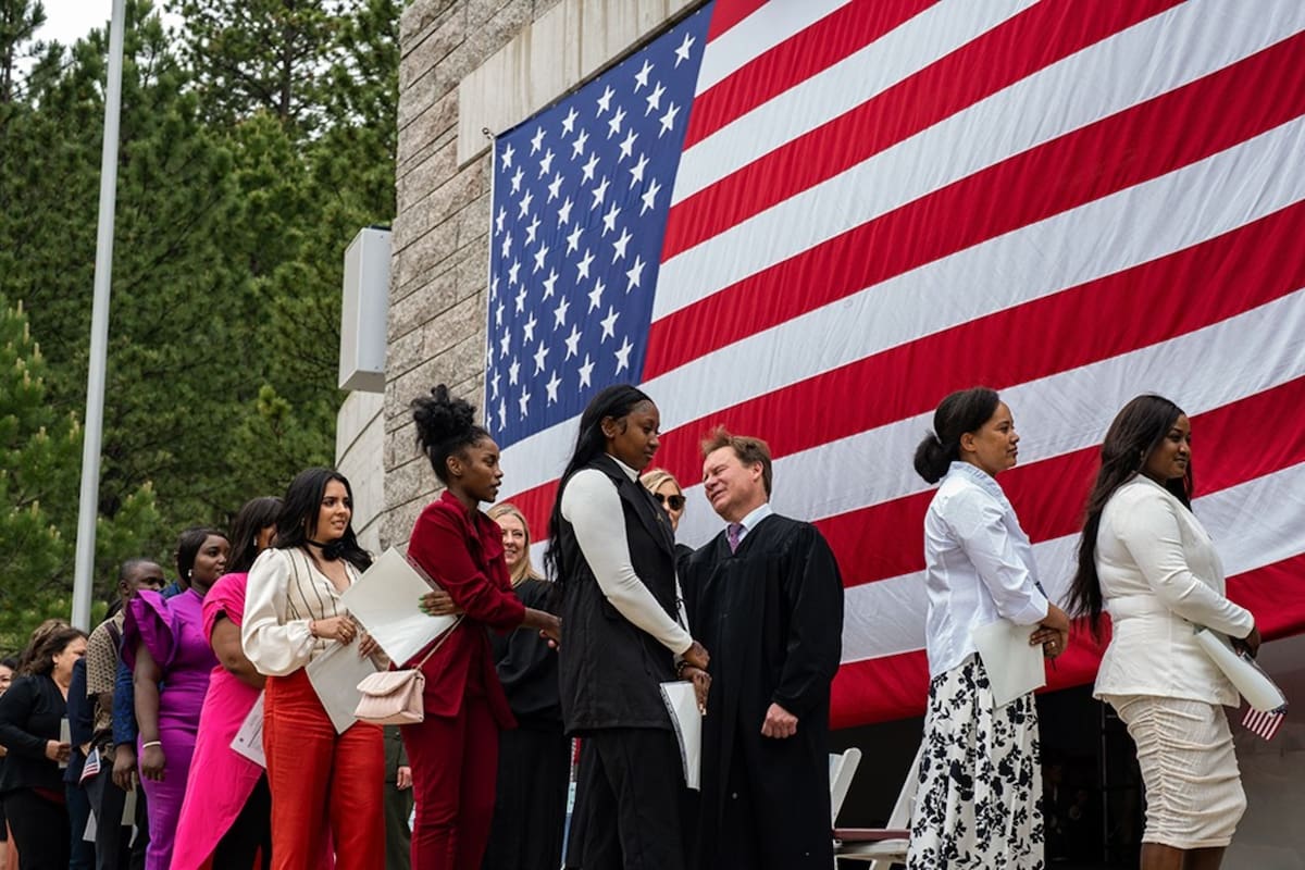 El proceso de ciudadanía tempana se puede comenzar 90 días antes de cumplir los cinco años de residencia permanente