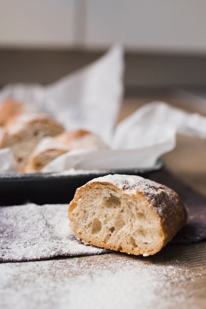 El proceso de fermentación lenta en el pan de masa madre potencia su valor nutricional al mejorar la digestibilidad