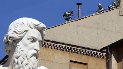 El proceso para la fumata blanca en el Vaticano