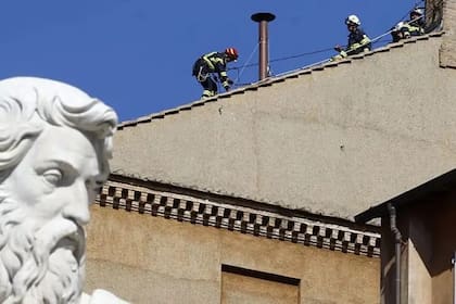 El proceso para la fumata blanca en el Vaticano.