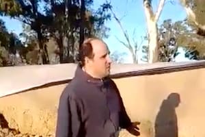El productor agropecuario de Henderson, Juan Pablo Delorenzi, denunció la rotura de un silobolsa