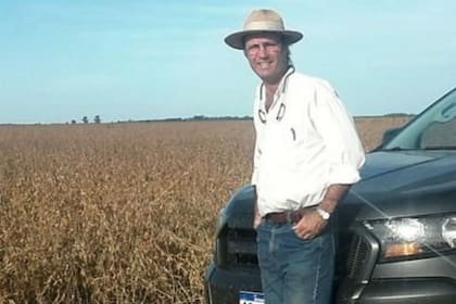 El productor agropecuario Juan Martín Perkins junto a su familia, a modo preventivo, tomó ivermectina.