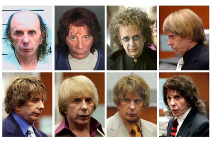 El productor musical Phil Spector aparece con una variedad de pelucas durante su juicio por asesinato en esta imagen combinada hecha a partir de fotos de archivo. Spector murió el sábado 16 de enero de 2021, a los 81 años