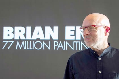El productor musical y creativo Brian Eno sostiene que lo definitivo iba a ser un sentimiento colectivo