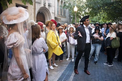 El profesor de Historia Martín Leguizamón armó un recorrido histórico con curiosidades y pasiones argentinas