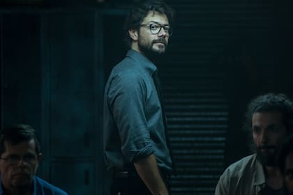 El Profesor, en una escena de La casa de papel 4