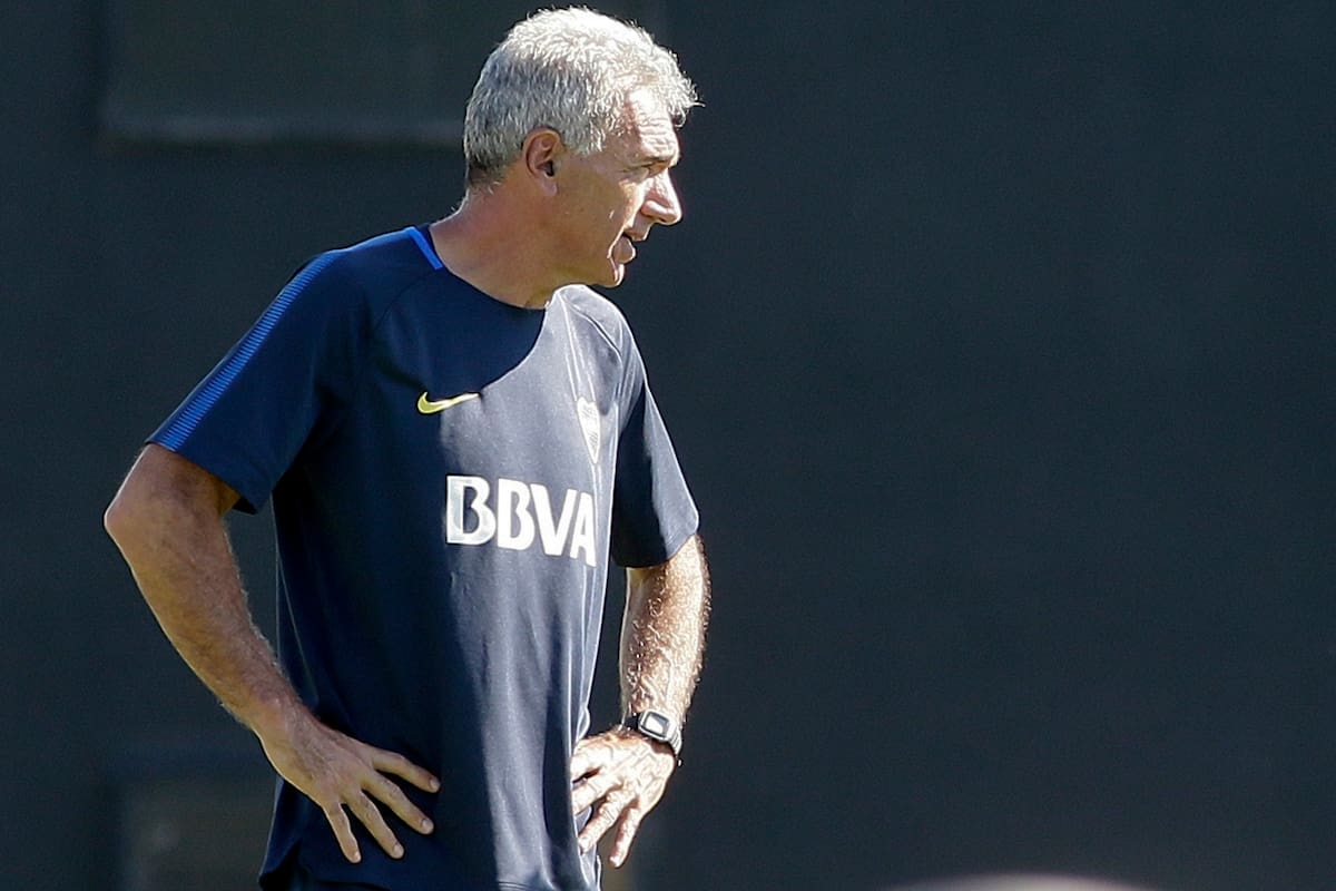 El profesor Valdecantos, testigo directo de la agresión al micro de Boca