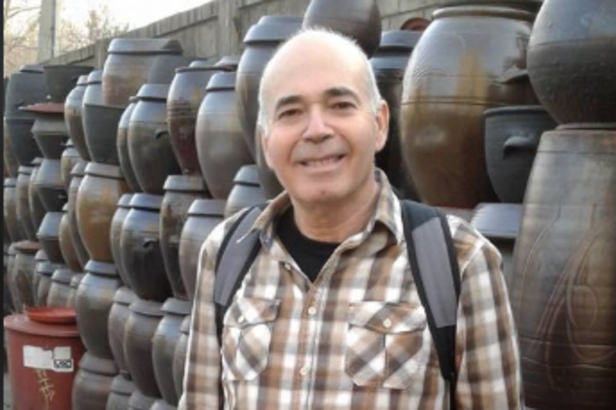 El profesor Yosef Garfinkel de la Universidad Hebrea de Jerusalem publicó un artículo donde asegura haber encontrado piezas de arcilla de tres mil años de antigüedad que representarían al Dios del pueblo judío