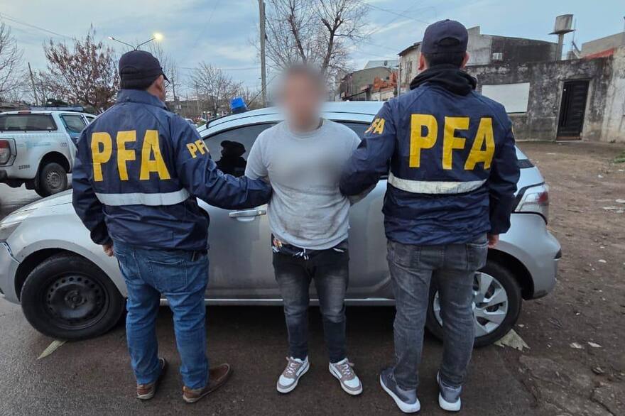 Búsqueda y captura. Atraparon a un prestamista que cobraba las deudas con sangre Búsqueda y captura. Atraparon a un prestamista que cobraba las deudas con sangre