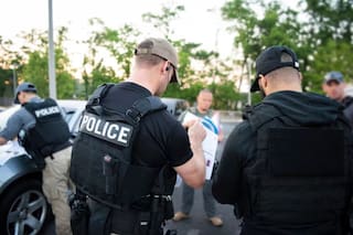 Las agencias locales tienen hasta el 25 de agosto para anular su colaboración antimigrante