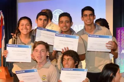 El programa Progresar busca garantizar el derecho a la educación