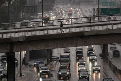 El pronóstico indica que hoy podría llover en Los Ángeles