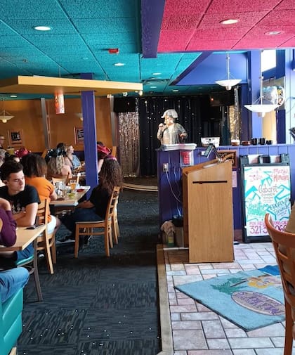 El propietario de Hamburger Mary’s asegura que los espectáculos drag que se realizan en el lugar son para toda la familia