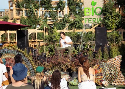 El propósito del evento es ofrecer a la gente educación ambiental y soluciones para consumir más conscientemente