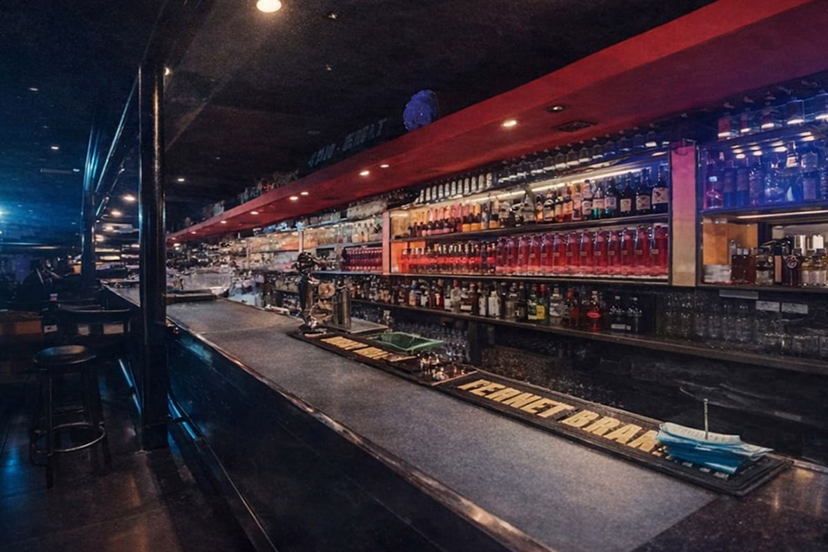 El prostíbulo funcionaba bajo la fachada de un bar y boliche
