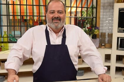 El protagonista de Cocineros Argentinos, Guillermo Calabrese, decide dejar al ajo y al perejil fuera de juego.