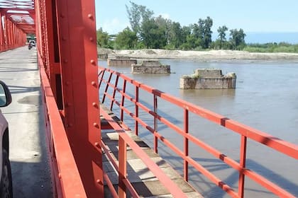 El protagonista de esta historia, que se volvió viral, es un changarín que contó a LA NACION: “Cualquiera hubiese hecho lo mismo, era un angelito”