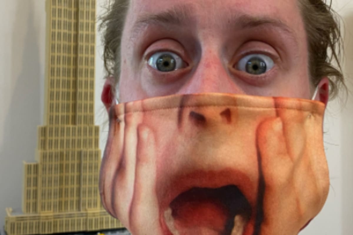 El protagonista del emblemático film infantil recomendó a sus seguidores usar máscara facial para prevenir el Covid-19 con una divertida imagen