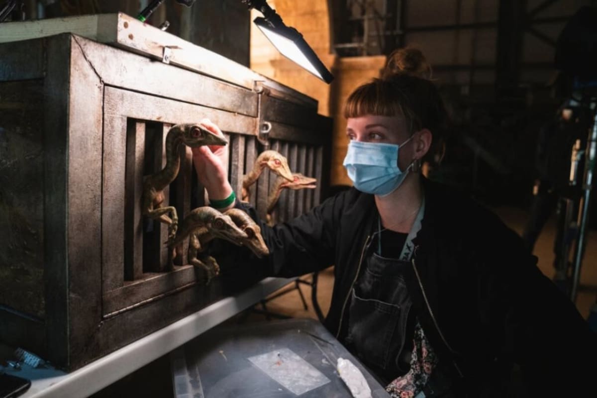 El protocolo para prevenir contagios de coronavirus demoró la grabación de la nueva película de la saga, que ahora se filma con particulares condicionamientos y se convirtió en "la luz al final del túnel" de la industria