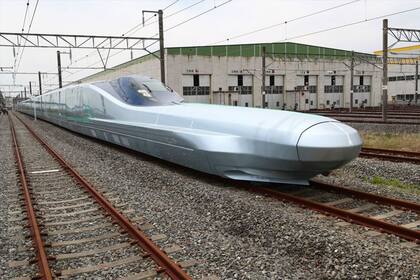El prototipo del Alfa-X ya circula por las vías japonesas; llegará a los 400 km/h de velocidad máxima