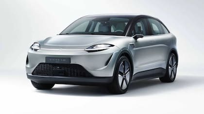 El prototipo Vision-S02 de Sony; la compañía presentó este auto eléctrico en la CES 2022 y confirmó que analiza fabricarlo en serie
