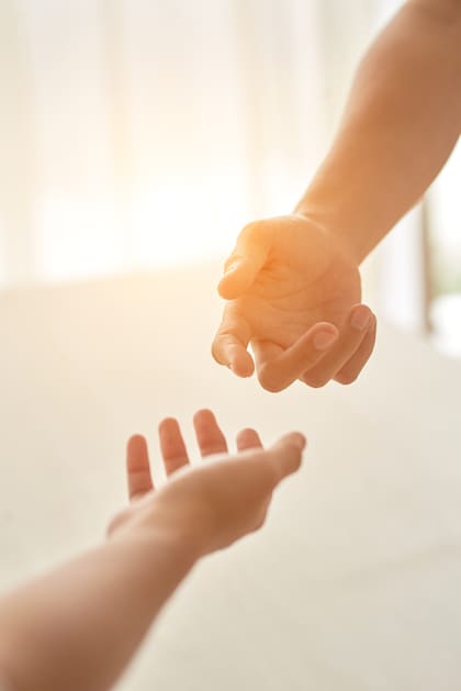 El proverbio árabe que deja una valiosa lección sobre la generosidad y el sentido de la vida (Foto: Freepik)