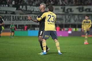 El provocador gesto de una figura de Riestra hacia el banco de suplentes de Boca: “Están enojados, dicen de todo”