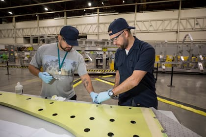 El proyecto busca reducir significativamente el estallido de sonido que hace el avión al despegar