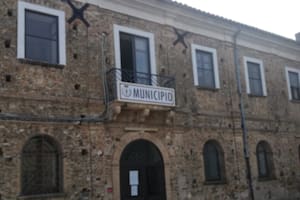 El proyecto busca repoblar Maida, una comuna de 4600 habitantes en la región calabresa de Italia