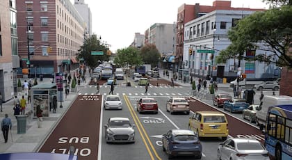El proyecto busca solucionar los graves retrasos en el corredor, donde los autobuses circulan a menos de cuatro millas por hora (seis kilómetros por hora)