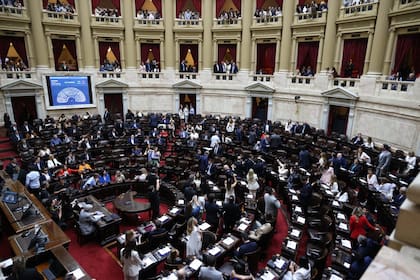 El proyecto de ley de Modernización Laboral se aprobó en el Senado y se debate hoy en Diputados