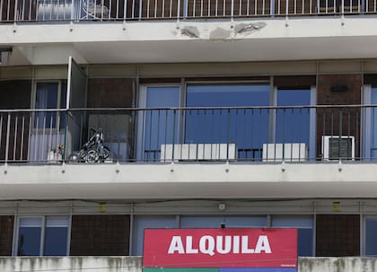 El proyecto de ley propone la excepción de pago de bienes personales a las viviendas que se pongan en alquiler y la reducción de la alícuota del impuesto a las ganancias para los ingresos de alquiler para viviendas, entre otras