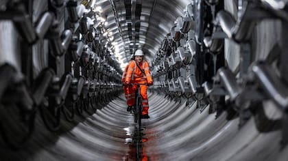El proyecto de túneles eléctricos de Londres consistió en 18 millas de túneles bajo la capital británica.